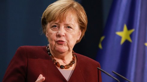 Merkeldən xəbərdarlıq
