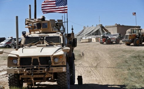 KİV: "Suriyadakı ABŞ hərbi bazasına hücum olub"