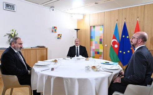 ABŞ Azərbaycan və Ermənistan liderlərinin Brüssel görüşlərini dəstəkləyib