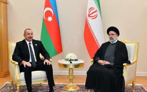 Azərbaycan Prezidenti iranlı həmkarını təbrik edib