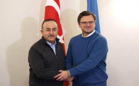 Mövlud Çavuşoğlu ukraynalı həmkarı ilə danışıb
