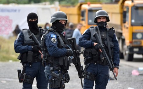 NATO qoşunları Kosovonun şimalında patrul əməliyyatlarını gücləndirir