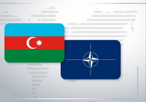 NATO-nun Müttəfiq Qüvvələrin Avropada Baş Qərargah rəisinin müavini Azərbaycana gəlib