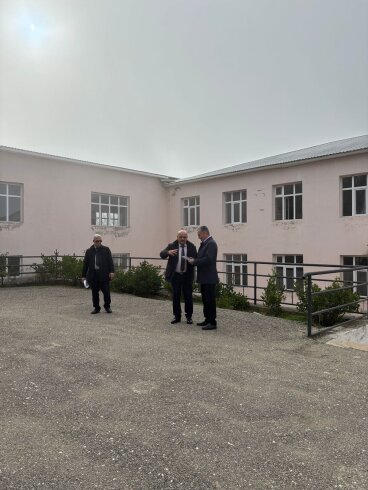 Qubanın Afurca məktəbi şəhid məzununu anıb, diaspor nümayəndəsi ilə görüş keçirib Qubanın Afurca məktəbi şəhid məzununu anıb, diaspor nümayəndəsi ilə görüş keçirib